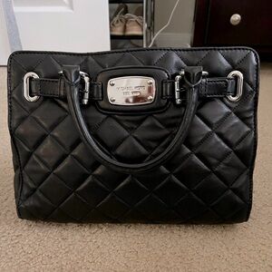 Micheal Kors black quilted purse
